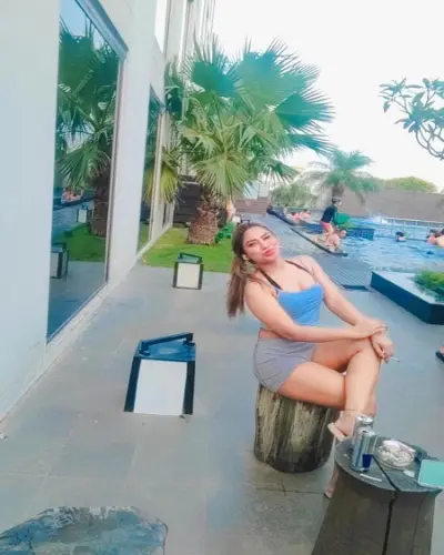 Escort Nainpur